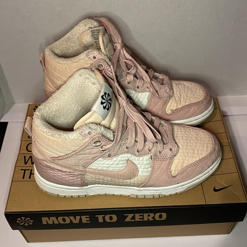 Nike / Women dunk
